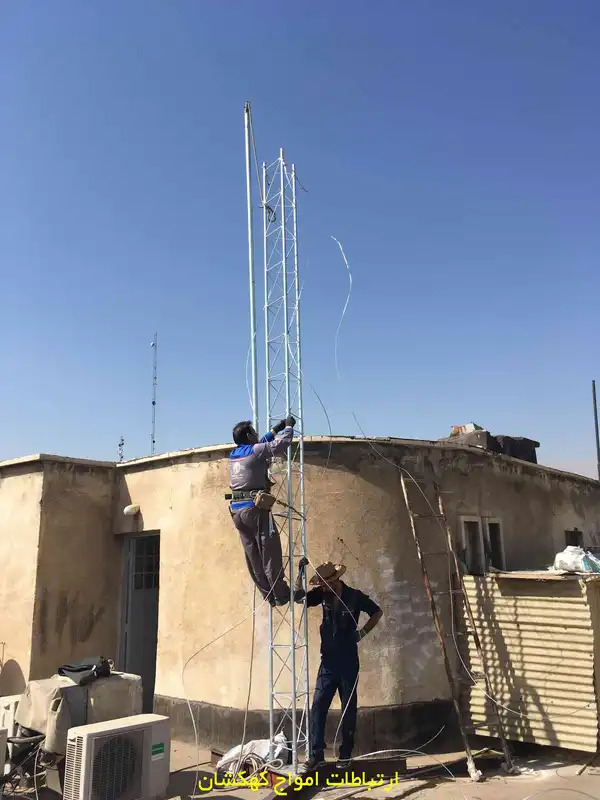 عملیات نصب دکل مهاری سارمان اوج
