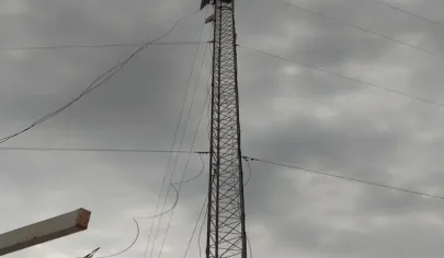 انجام بهینه‌سازی و تعویض سیم‌های مهار در سایت پتروشیمی زاگرس