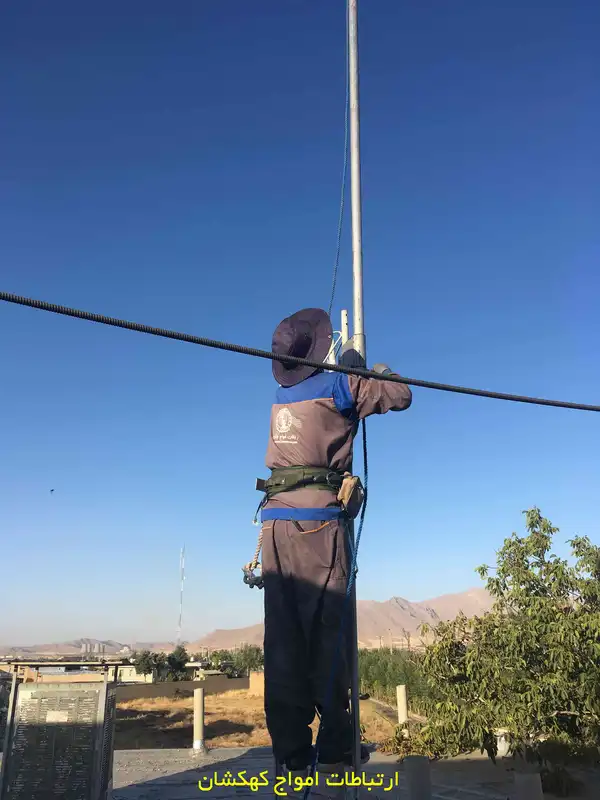 راه اندازی دکل مهاری اداره صنعت و معدن شازند