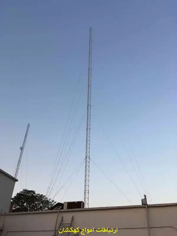 نصب دکل مهاری جی 35 در اداره برق آذری