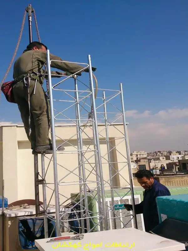 اجرای عملیات نصب دکل مهاری چهار وجهی شرکت برتینا